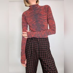 RARE NWT KENZO × H&M Ultra Thin Wool Sweater Tiger Lightweight Women 6 High Neck
